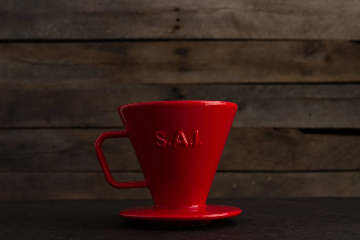 Saint Anthony Industries C70 Ceramic Pourover Brewer - Red 5 Saint Anthony Industries C70 Ceramic Pourover Brewer - Red - Image 3