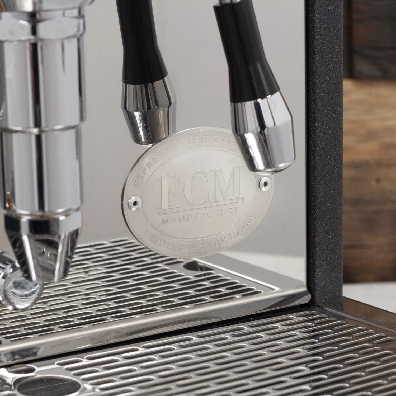 ECM Synchronika Espresso Machine - Anthracite - Image 16