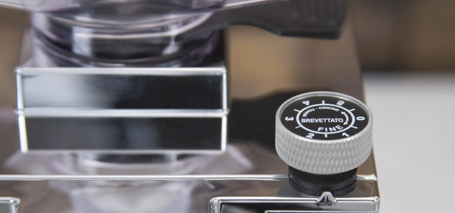 Eureka Mignon Magnifico Coffee Grinder In Gourmet Green - Image 13