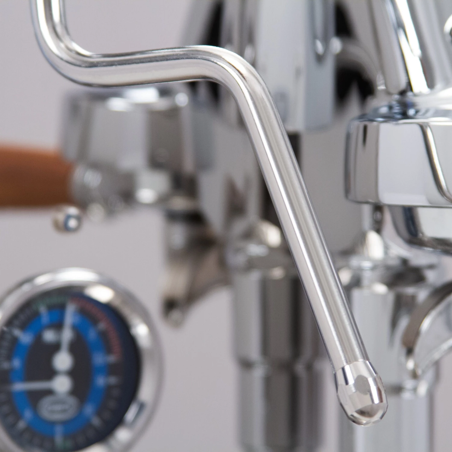 Quick Mill Vetrano Design Espresso Machine - Walnut Accents 12 Quick Mill Vetrano Design Espresso Machine - Walnut Accents - Image 10