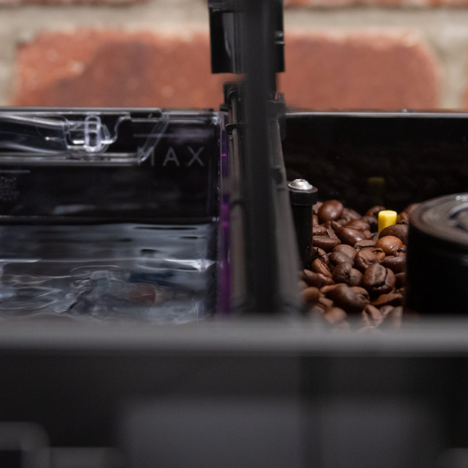 Refurbished Gaggia Magenta Plus Super-Automatic Espresso Machine 11 Refurbished Gaggia Magenta Plus Super-Automatic Espresso Machine - Image 9