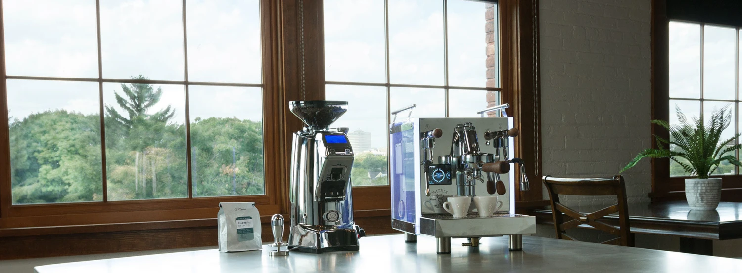 Eureka Zenith 65E High Speed Espresso Grinder In White - Image 14