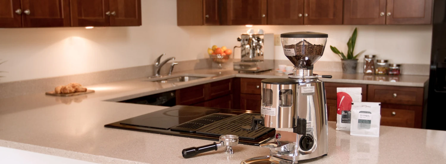 Mazzer Mini P Espresso Grinder - Image 2