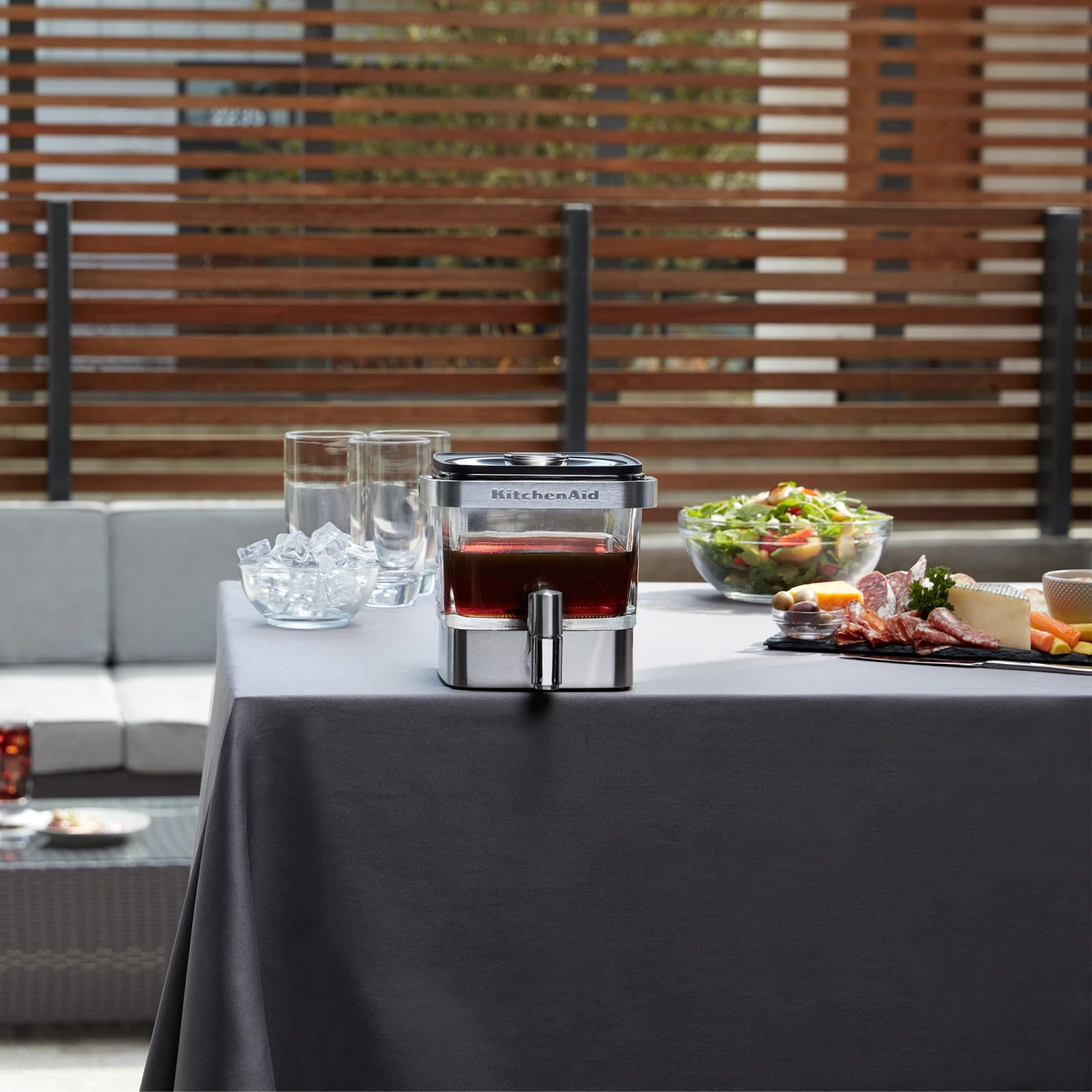 KitchenAid® Cold Brew Coffee Maker - 14 Cup - Image 12