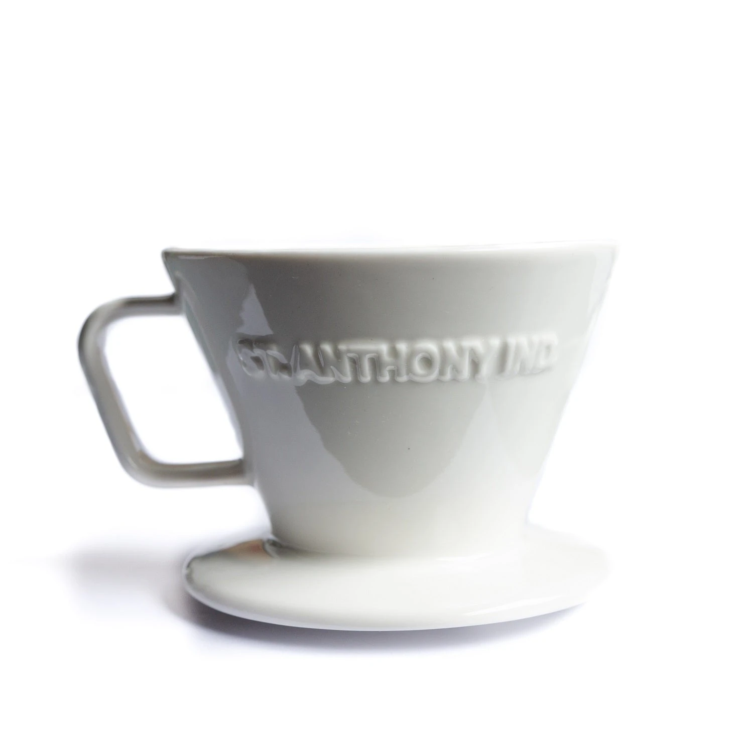 Saint Anthony Industries F70 Ceramic Flatbottom Pourover Brewer - White 3 Saint Anthony Industries F70 Ceramic Flatbottom Pourover Brewer - White